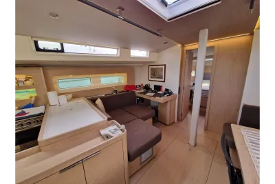 Beneteau Oceanis 45 2018