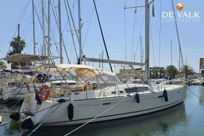BENETEAU OCEANIS 50 sailing yacht for sale