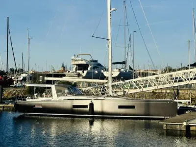 Beneteau Oceanis Yacht 60