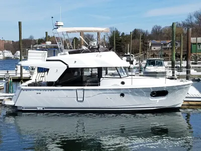 Beneteau Swift Trawler 35 2019