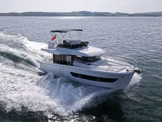 Beneteau Swift Trawler 37