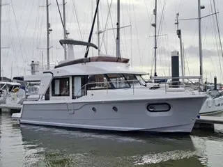 Beneteau Swift Trawler 41 Fly
