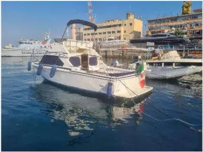 Bertram Yacht 28 flybridge
