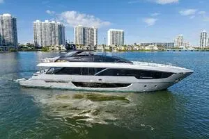 BESO 102' Riva 2024