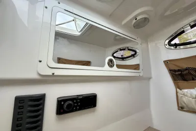 Boston Whaler 380 Outrage 2018