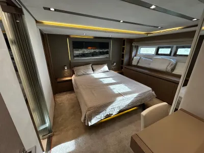 Boston Whaler 380 Outrage 2023
