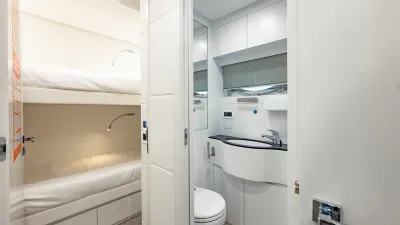 Broward 85 Raised Pilothouse 1989