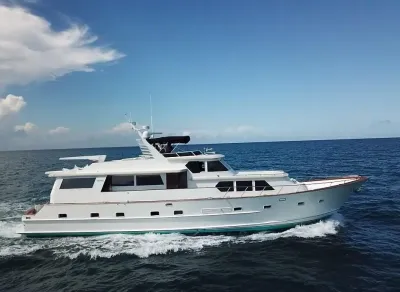 Broward CPMY - Raised Pilothouse 1984