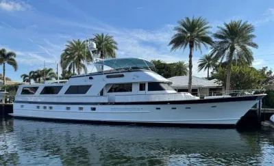 Burger Flush Deck with Flybridge 1986
