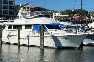 Carry On 70' Hatteras 1996