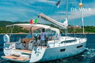 CATALINA-MORGAN 45 sailing yacht for sale