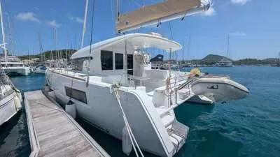 Catamaran LAGOON 40 occasion Martinique