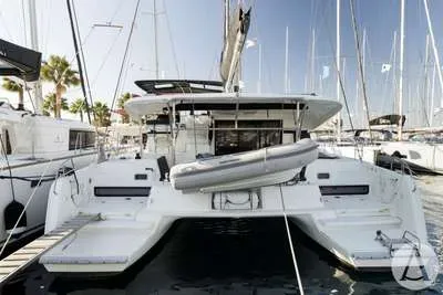 Catamaran LAGOON 42 occasion Grèce