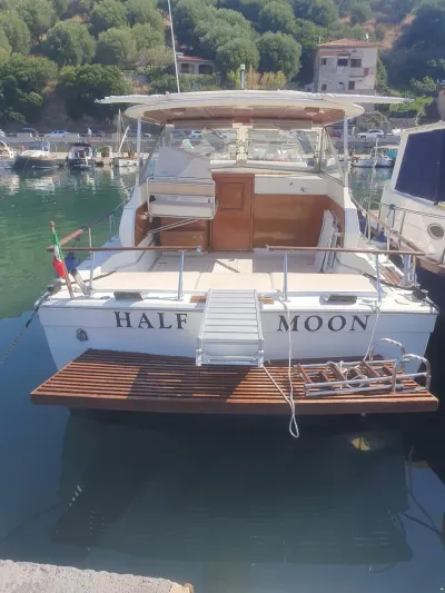 Chris Craft Commander 31
