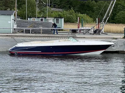 Chris Craft Corsair 28