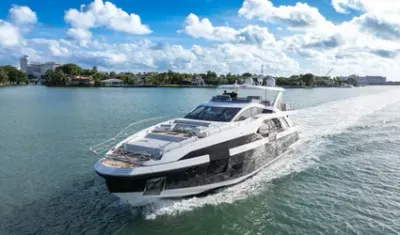 CLOUD 9 88' Azimut 2019