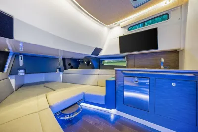 Cobia 237 Center Console 2021