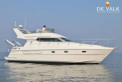 COLVIC SUNQUEST 38 catamaran motor yacht for sale