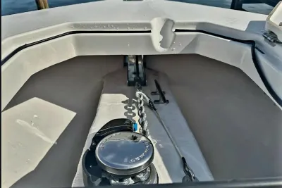 Contender 35 Side Console 2001