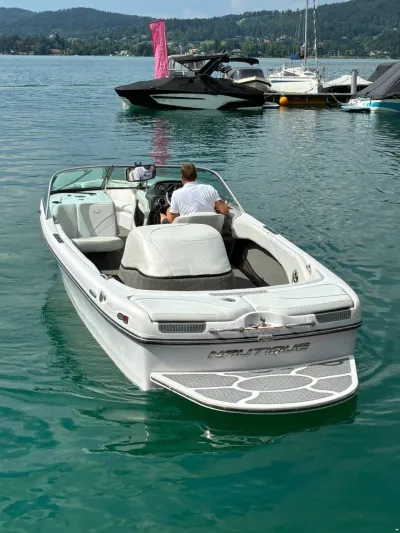 Correct Craft SKI NAUTIQUE 206