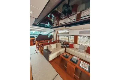 Crescent Yachts Tri-Deck 1992