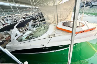 Cruisers Yachts 38 GLS 2021