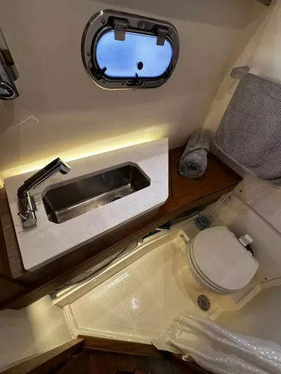 Cruisers Yachts 380 Express 2015