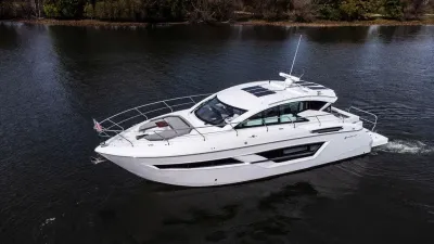Cruisers Yachts 46 Cantius 2023