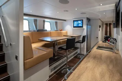 Custom Australian Yacht Builders 1991