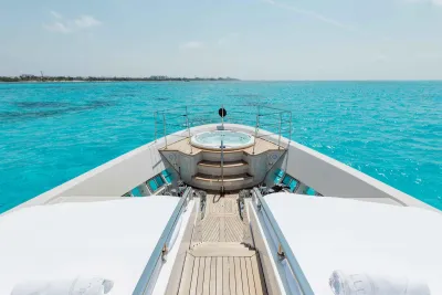Custom Explorer Yacht 48M 2008