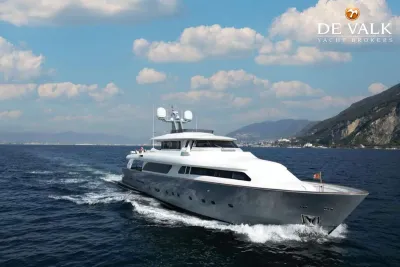 CUSTOM LINE NAVETTA 30 motor yacht for sale
