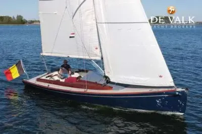 DEHLER 29 sailing yacht for sale
