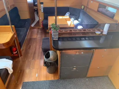 Delphia Delphi 47