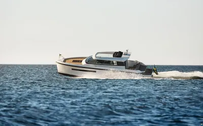 Delta Powerboats 33 CE Coupé