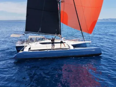 Dragonfly 36 ft Performance