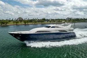 DREAMCHASER 94' Ferretti Yachts 2001