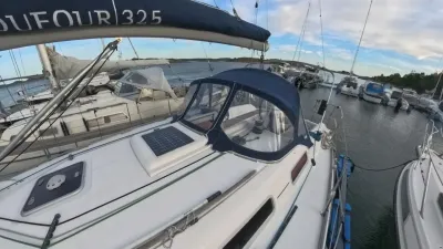 Dufour 325 Grand Large