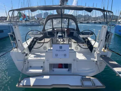 Dufour 37