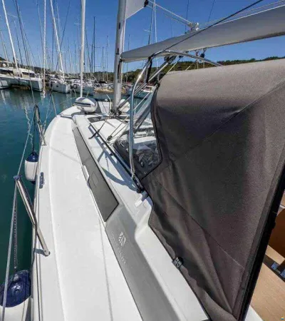 Dufour 37