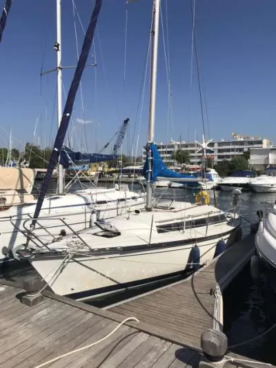 Dufour 3800