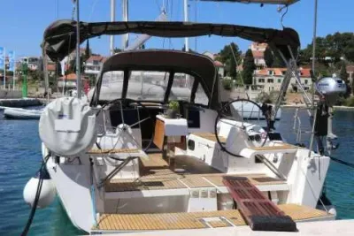 Dufour 382 GRAND LARGE