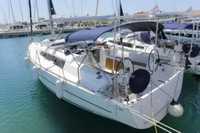 Dufour 382 Grand Large