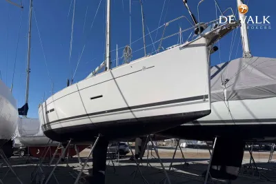 DUFOUR 445 GRAND LARGE sailing yacht for sale