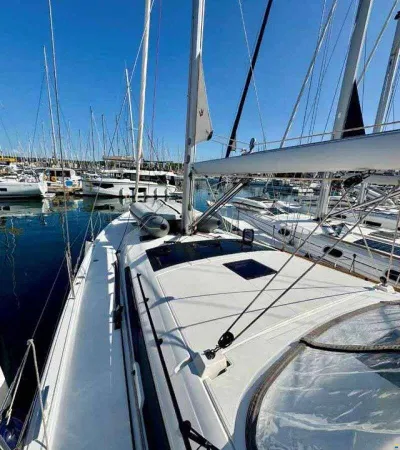 Dufour 470