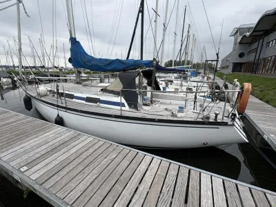 Dufour 4800
