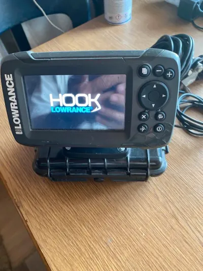 Echolot Fischfinder Lowrance Hook 4 GPS
