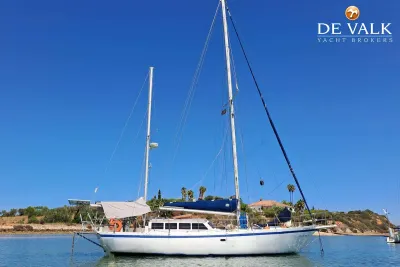 ENDURANCE 44 sailing yacht for sale