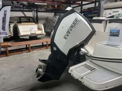Evinrude 200PK E-TEC HIGH OUTPUT