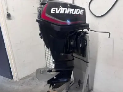 Evinrude 30PK E-TEC
