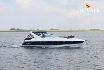 FAIRLINE PHANTOM 43 motor yacht for sale